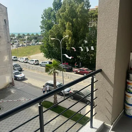 Apartament Rrethrrotullim Golemit Golem (Tirana)